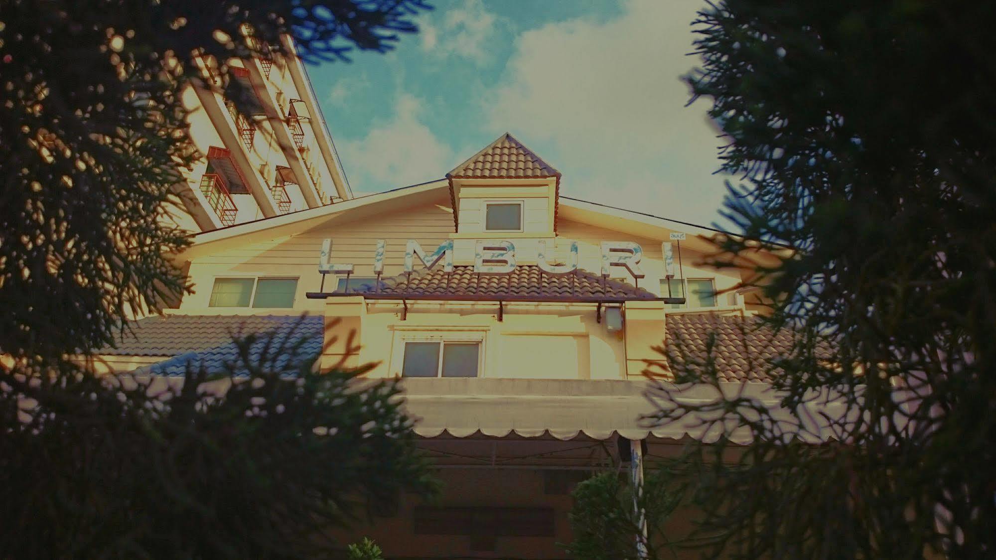 Limburi Hometel Phuket Bagian luar foto